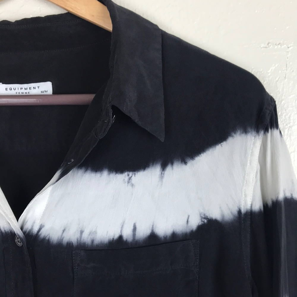 Equipment Femme Reese LS Silk Button Down Shirt - Picture 4 of 6